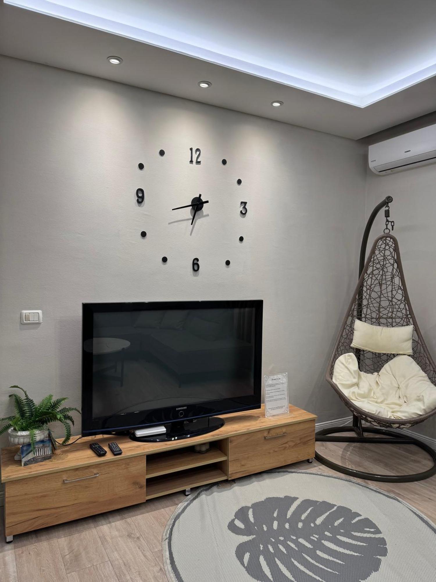 Hanna Apartment Tirana Bagian luar foto